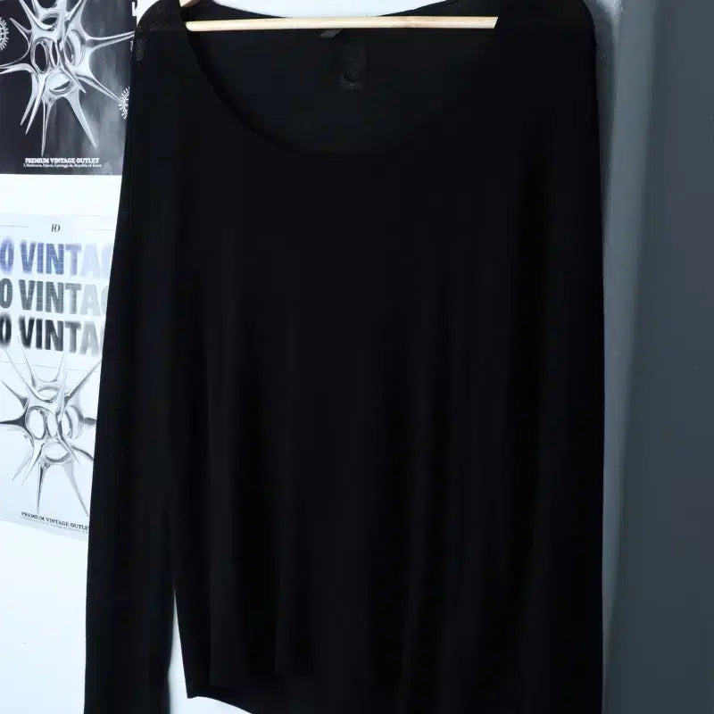 [BUNJANG] W(M-L) Silk Wide Neck Long Sleeve T-shirt / W(M-L) 코스 긴팔티셔츠 와이드넥 실크 블랙-1759D