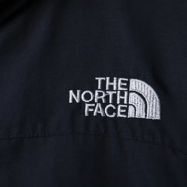 [BUNJANG] The North Face Windbreaker Jacket Small Logo Black / W(L) 노스페이스 집업 바람막이 점퍼자켓 스몰로고 블랙-1759E