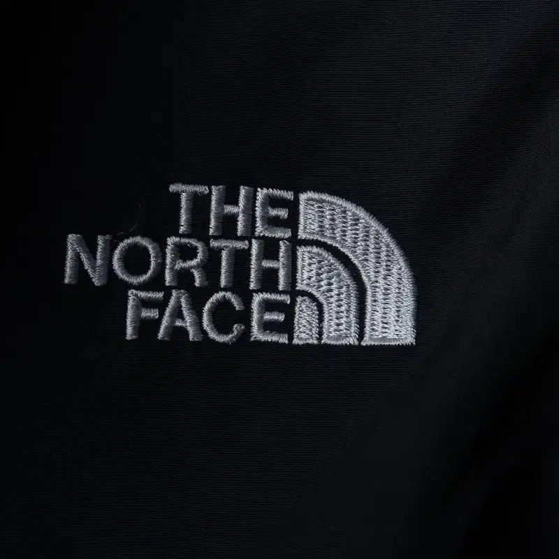 [BUNJANG] The North Face Windbreaker Jacket Small Logo Black / W(L) 노스페이스 집업 바람막이 점퍼자켓 스몰로고 블랙-1759E
