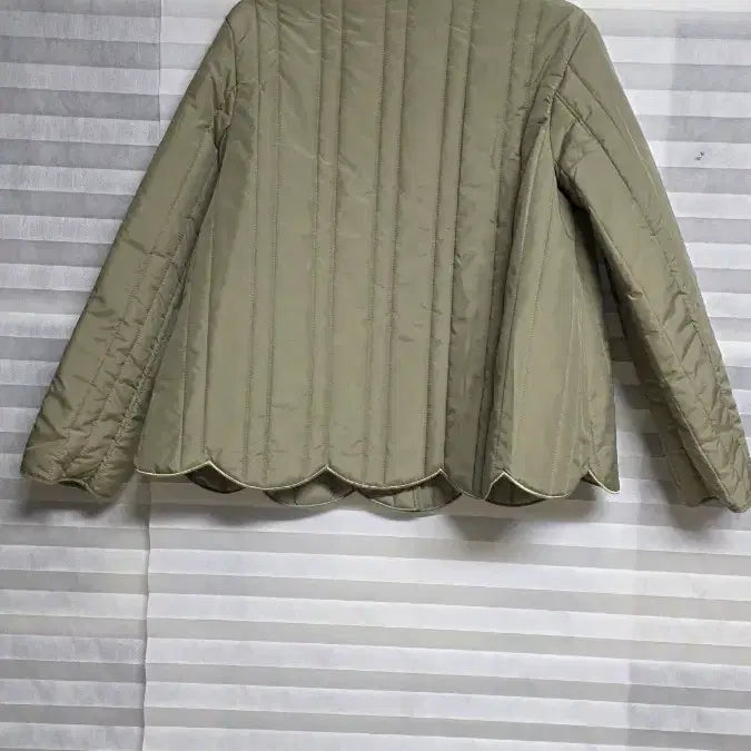 [BUNJANG] Quilted Lightweight Jacket - Khaki / 여성 퀼팅 경량 자켓 카키