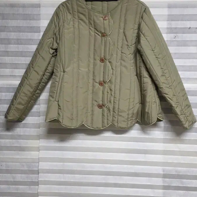 [BUNJANG] Quilted Lightweight Jacket - Khaki / 여성 퀼팅 경량 자켓 카키
