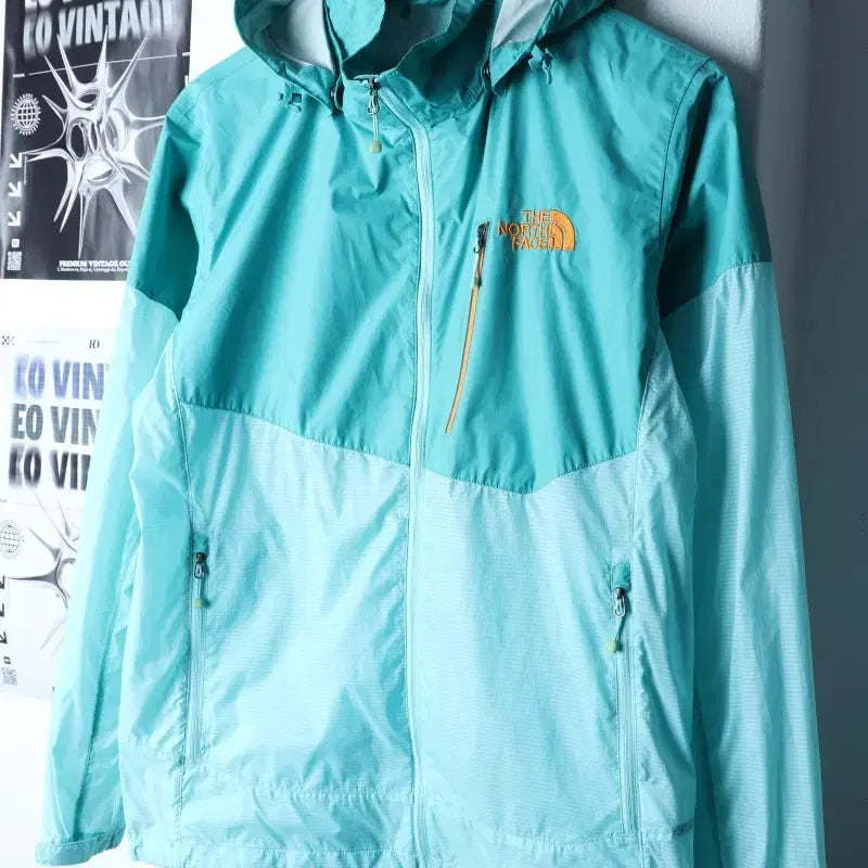 [BUNJANG] The North Face Lightweight Windbreaker Jacket / (M) 노스페이스 집업 바람막이 점퍼자켓 경량 연그린 민트-175A4