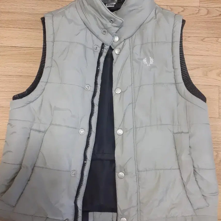 [BUNJANG] Fred Perry Lightweight Vest Jacket / 프레드페리..남성"경량조끼자켓~..
