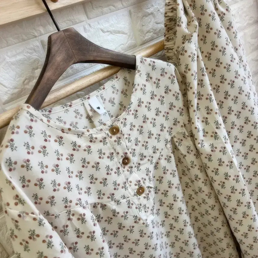 [BUNJANG] Floral Pattern Oversized Dress and Pants Set / 플라워 패턴 박시핏 원피스+팬츠 세트 새상품