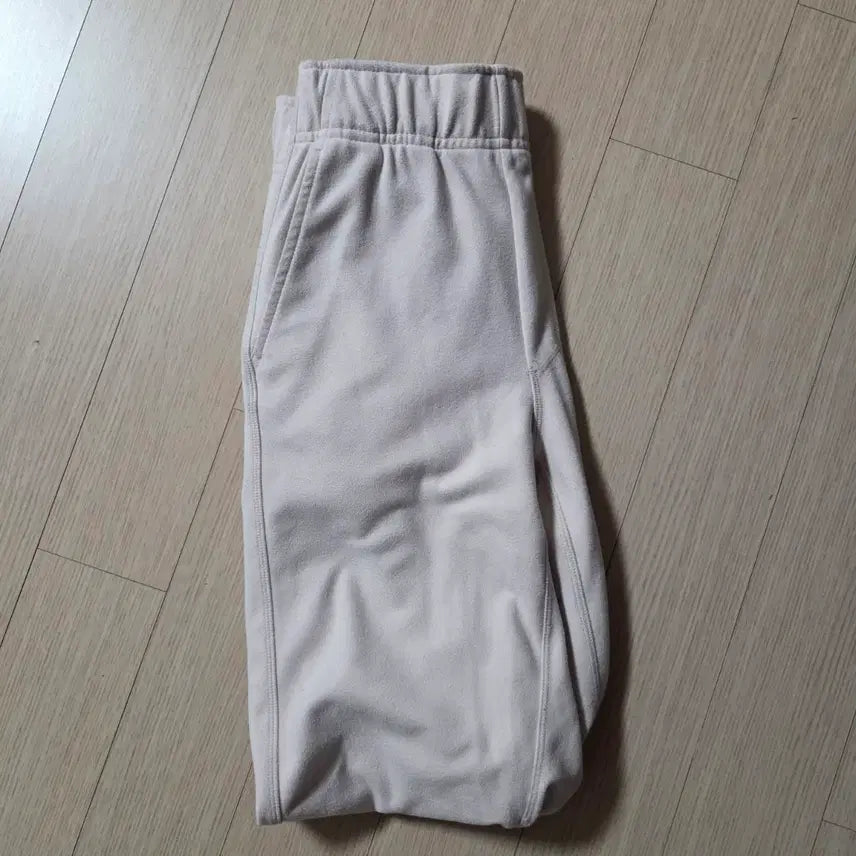 [BUNJANG] Andar Oatmeal Wool Jogger Pants (Size 2) / 안다르 울 조거팬츠 오트밀 2사이즈