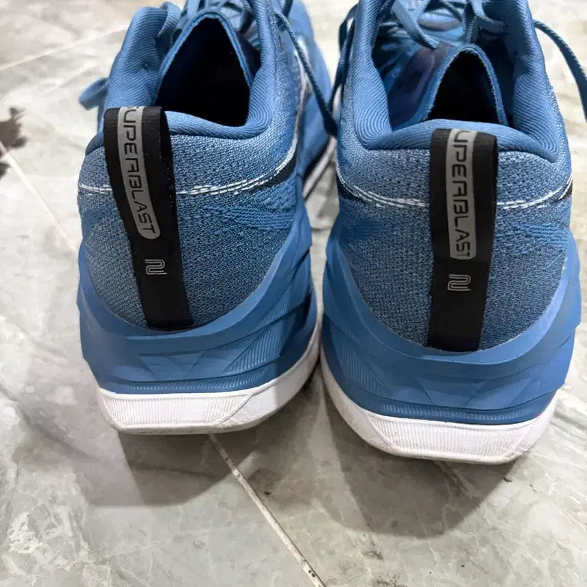 [BUNJANG] Asics Superblast 2 Running Shoes / 아식스 슈퍼블라스트 2 270사이즈 판매합니다
