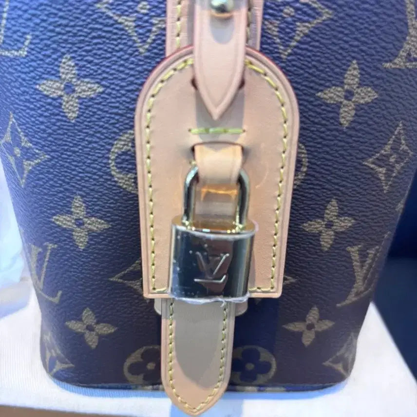 [BUNJANG] Louis Vuitton All-in BB Monogram Handbag / 새상품 루이비통 올인 bb 모노그램