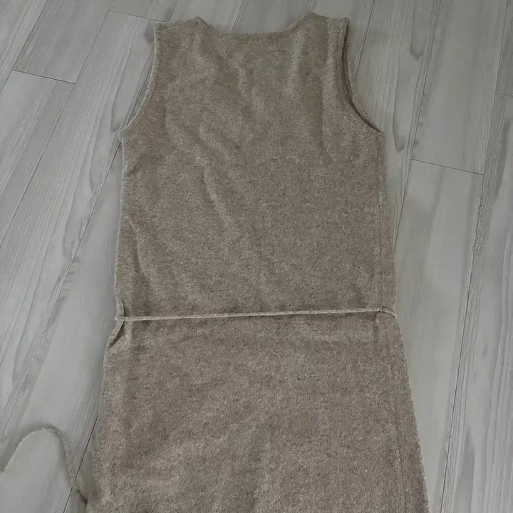 [BUNJANG] le17septembre Scoop Neck Top / le17septembre 롱 스쿱넥 탑