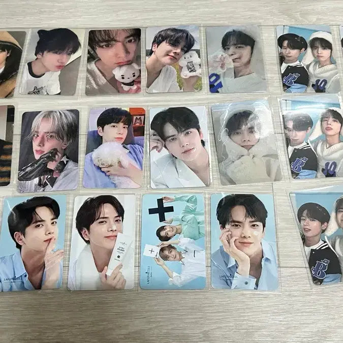 [BUNJANG] The Boyz Younghoon Bundle Set Goods / 더보이즈 영훈 포카/빵아지/포토북/응원봉구형/왹빵이우치와/굿즈 일괄 판매