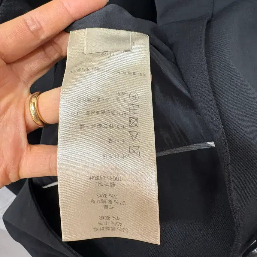 [BUNJANG] Burberry Black Slim Fit Jacket UK6 / 버버리 블랙 슬림핏 자켓uk6/55사이즈(정품)