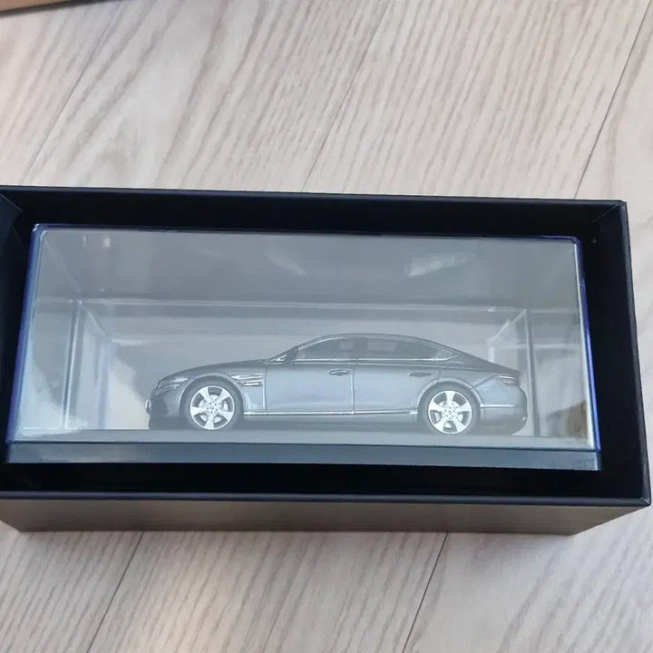 [BUNJANG] Genesis G80 1:43 Scale Diecast Model / 1:43제네시스 g80다이캐스트