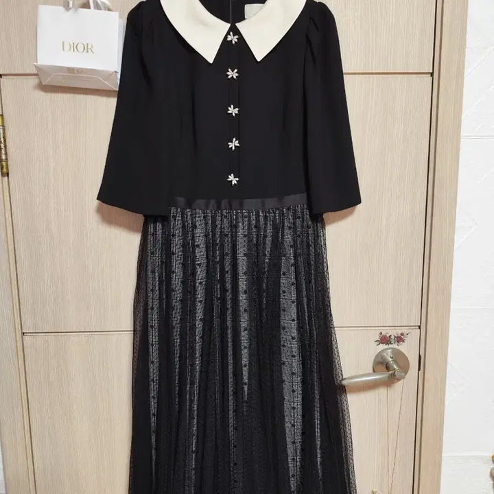 [BUNJANG] Renny Ron Black Lace Midi Dress / 레니본