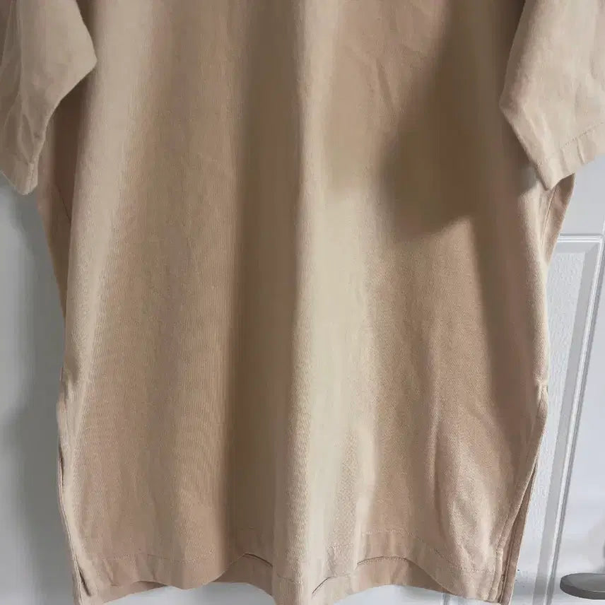 [BUNJANG] Uniqlo Basic Beige T-Shirt / (일본 수입 빈티지)유니클로 기본 반팔 티셔츠 면100 베이지 옆트임 S