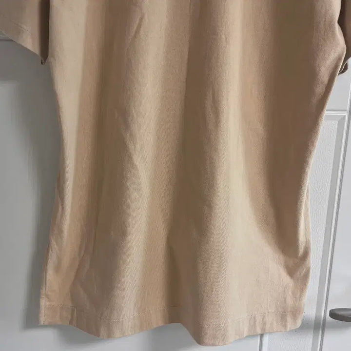 [BUNJANG] Uniqlo Basic Beige T-Shirt / (일본 수입 빈티지)유니클로 기본 반팔 티셔츠 면100 베이지 옆트임 S