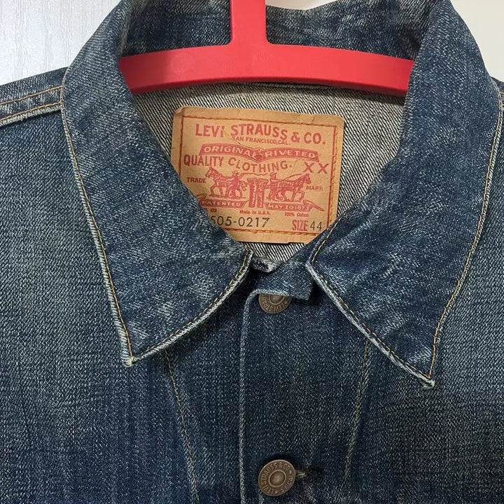 [BUNJANG] Levi's Valencia 3rd Generation Trucker Jacket / 리바이스 발렌시아 빅E 3세대 트러커 44 XL사이즈 555