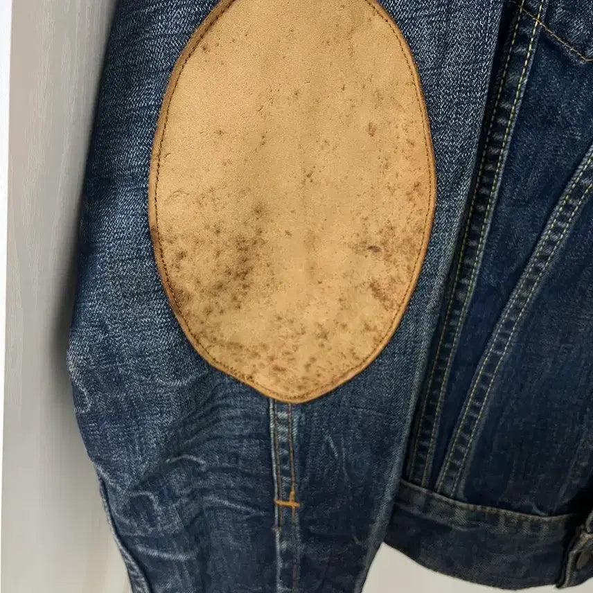 [BUNJANG] Levi's Valencia 3rd Generation Trucker Jacket / 리바이스 발렌시아 빅E 3세대 트러커 44 XL사이즈 555