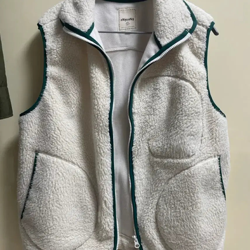 [BUNJANG] Drake Style Fleece Vest / 플리스 후리스 베스트 드레익스 맛