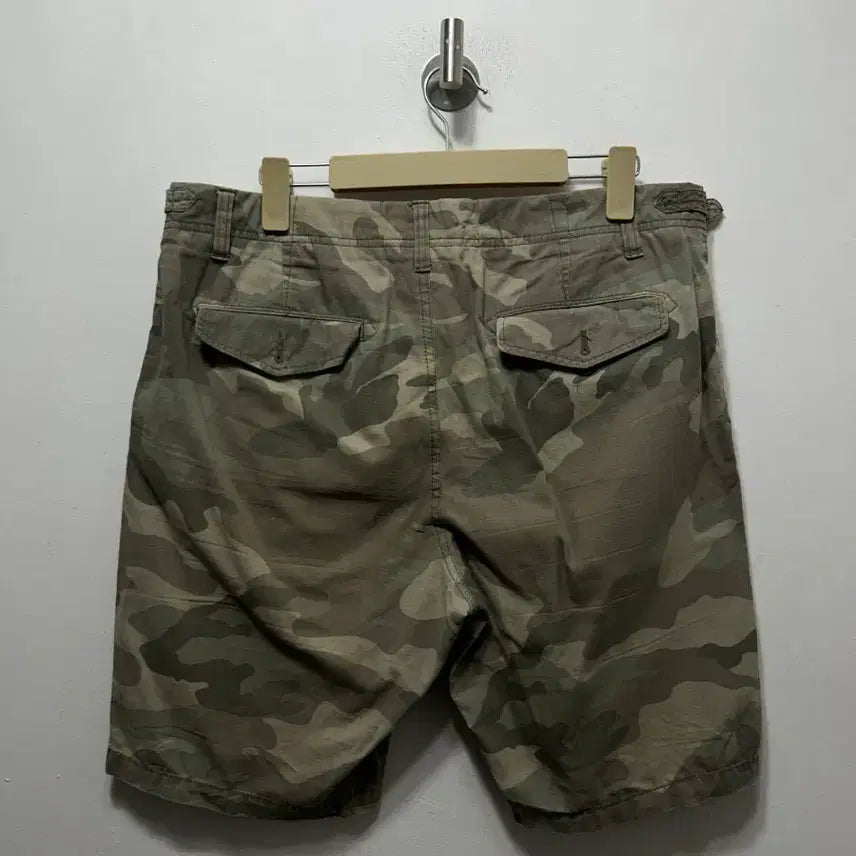 [BUNJANG] Who.A.U Men's Cargo Shorts (Size 34) / 후아유 남성 카고 반바지 34사이즈
