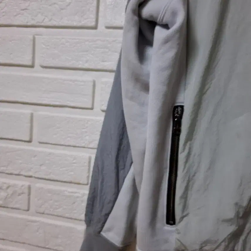 [BUNJANG] Nike Sweatshirt Gray/Ivory / (100)나이키 스웻셔츠 맨투맨 회색/아이보리
