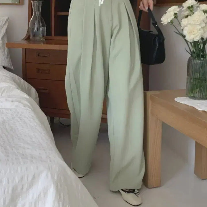[BUNJANG] Mint Wide Pleated Slacks / 민트 와이드 핀턱 슬랙스