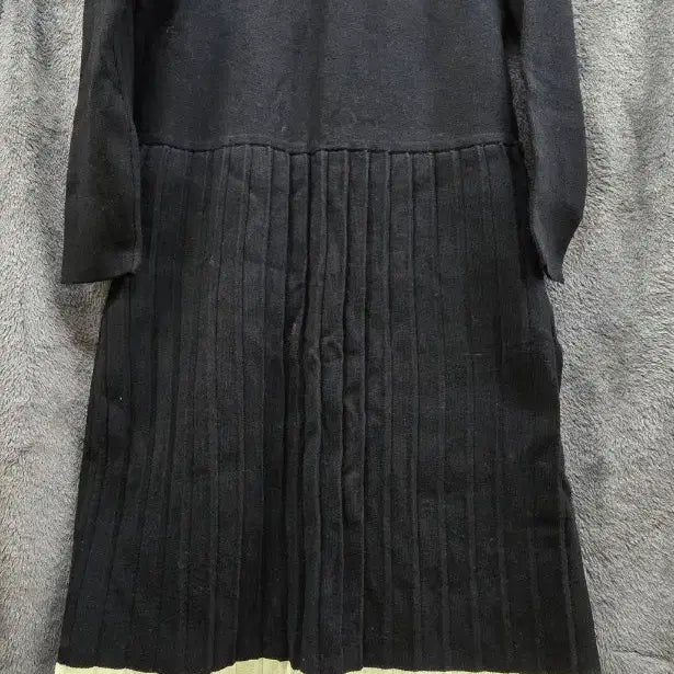 [BUNJANG] Mimosa Beauty Pleated Black Dress / 블랙 플리츠 원피스 95