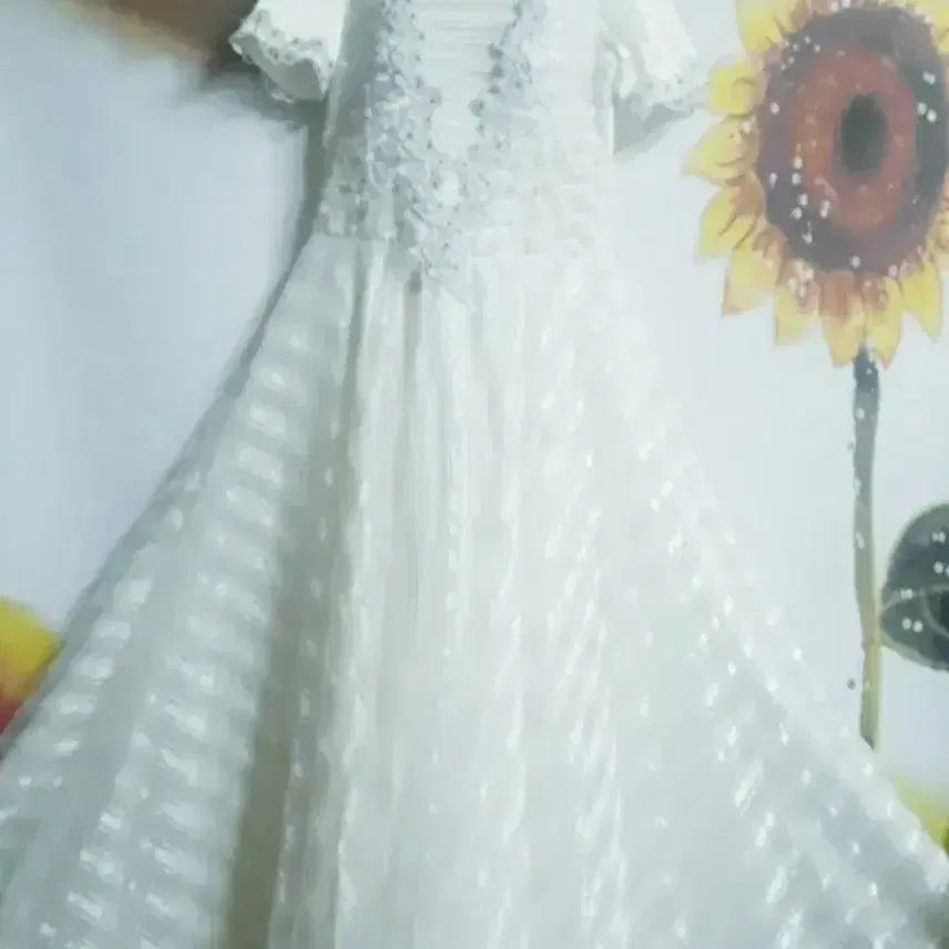 [BUNJANG] White Lace Long Dress / 레이스 장식 화이트 반팔 롱드레스 55~66