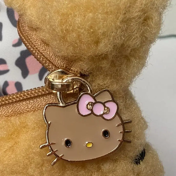 [BUNJANG] Hello Kitty Heart Hook Wool Pouch Keyring / 헬로키티 하트고리 양털 파우치 키링 (새제품