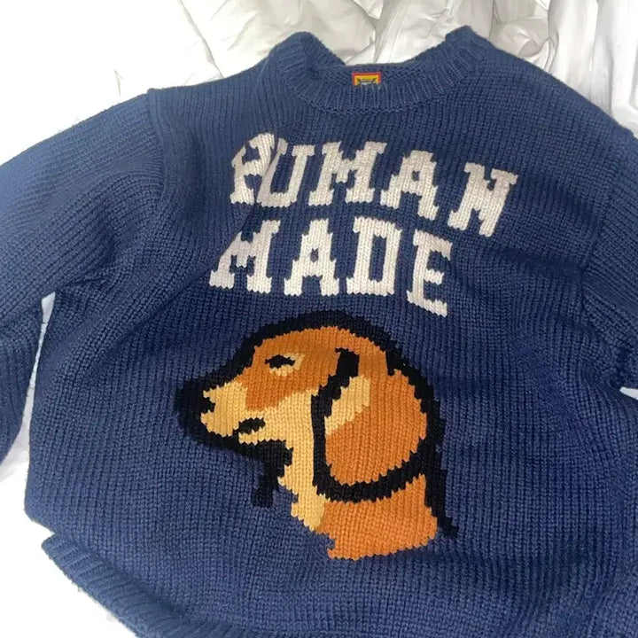 [BUNJANG] Human Made Dachshund Embroidered Sweater Navy / 휴먼메이드 닥스 니트 스웨터 네이비