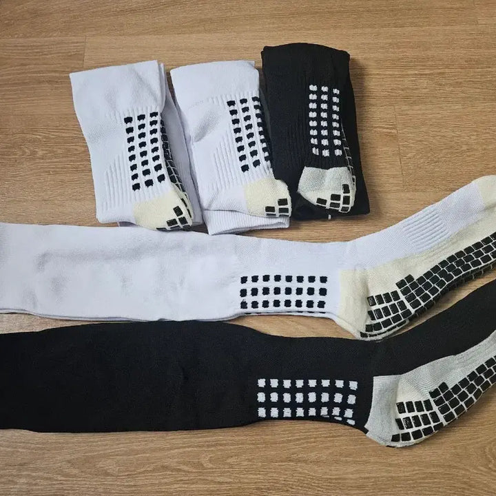 [BUNJANG] Anti-Slip Long Soccer Socks (5-Pack) / 남성 미끄럼방지 장목 축구 양말 5켤레 새상품
