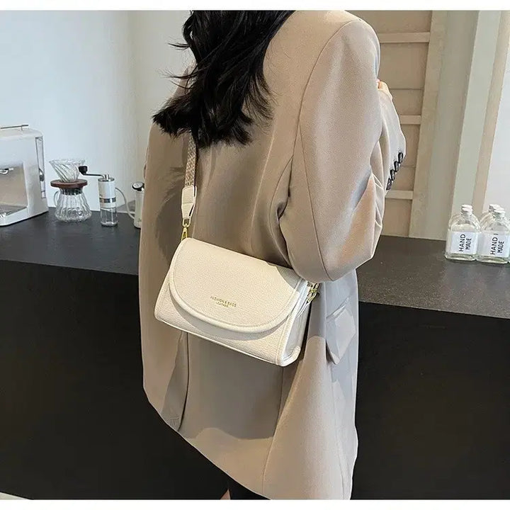 [BUNJANG] Ivory Mini Crossbody Bag Premium PU Leather Daily Shoulder Bag / 아이보리 미니 크로스백 고급 PU 데일리 숄더백