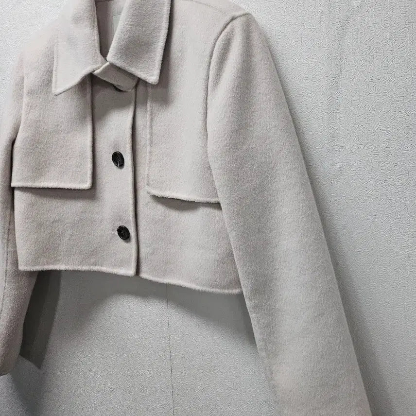 [BUNJANG] K'daba Ivory Wool Crop Coat Jacket / K'daba 크롭 울 코트 자켓 아이보리 핸드메이드  free