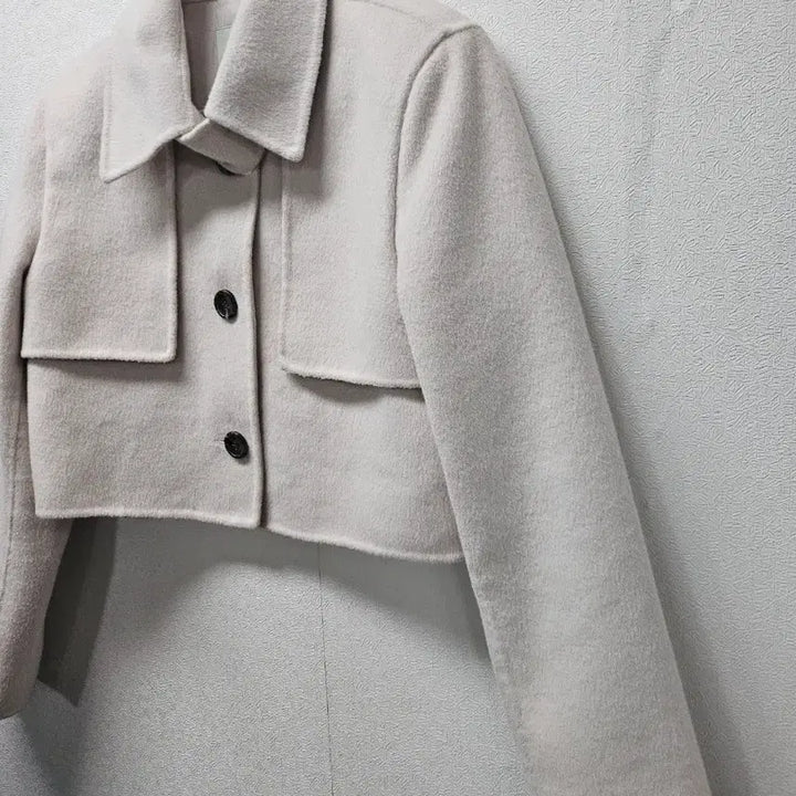 [BUNJANG] K'daba Ivory Wool Crop Coat Jacket / K'daba 크롭 울 코트 자켓 아이보리 핸드메이드  free