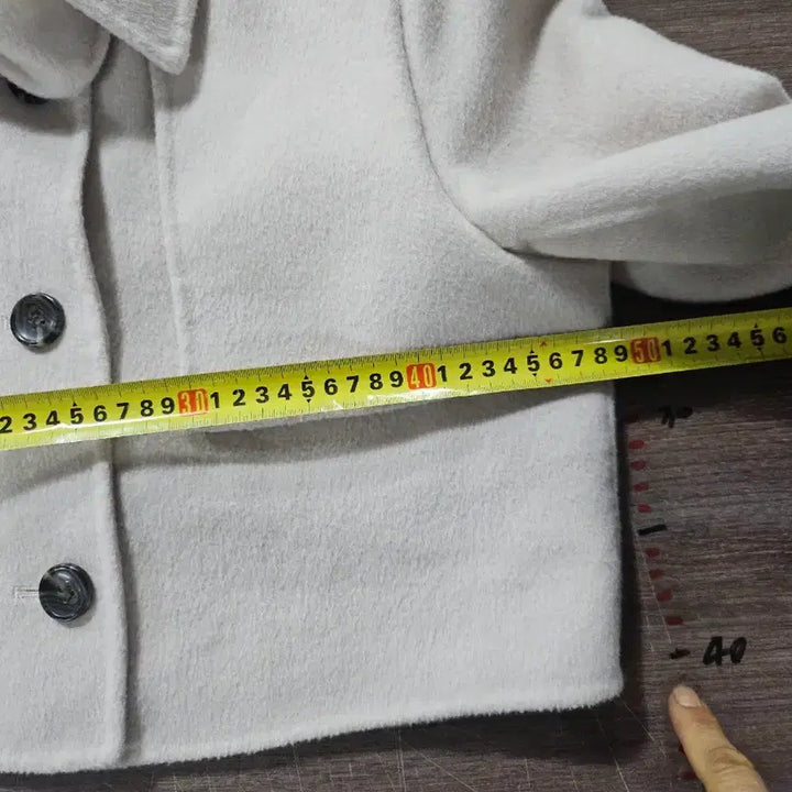 [BUNJANG] K'daba Ivory Wool Crop Coat Jacket / K'daba 크롭 울 코트 자켓 아이보리 핸드메이드  free