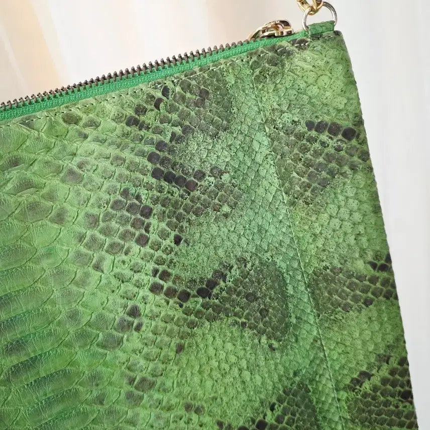 [BUNJANG] LUBA Python Leather Green Square Clutch Shoulder Bag / [LUBA] 뱀가죽 천연 리얼 파이톤 그린 스퀘어 클러치 숄더백