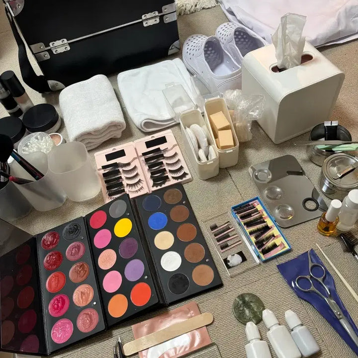 [BUNJANG] Makeup Practical Exam Materials / 메이크업 국가 실기재료 팝니다