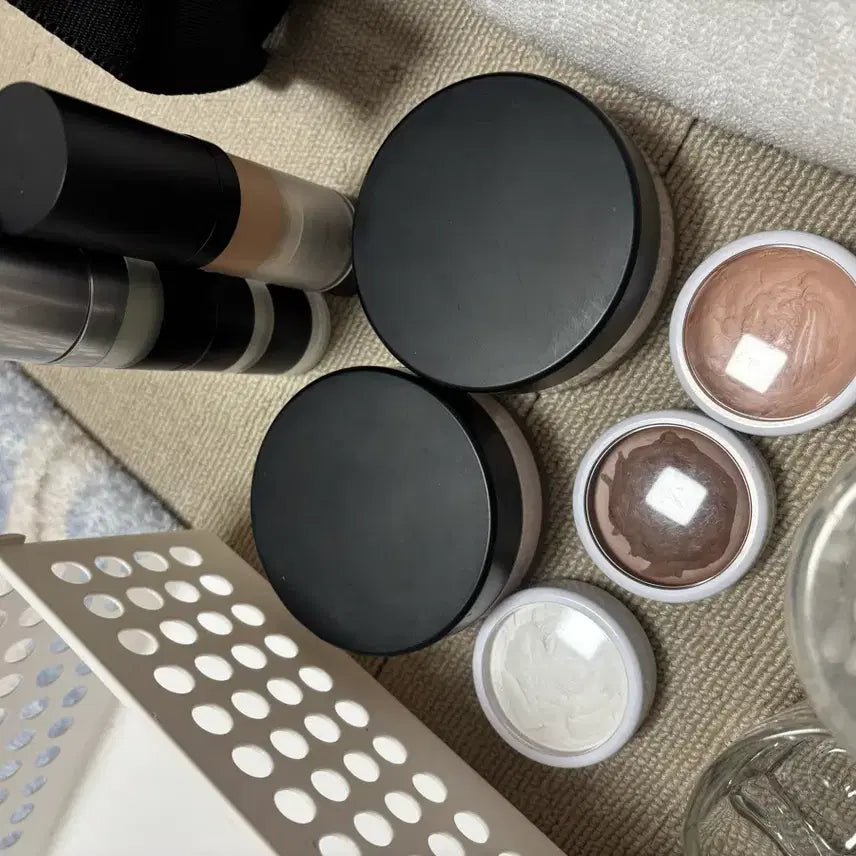 [BUNJANG] Makeup Practical Exam Materials / 메이크업 국가 실기재료 팝니다