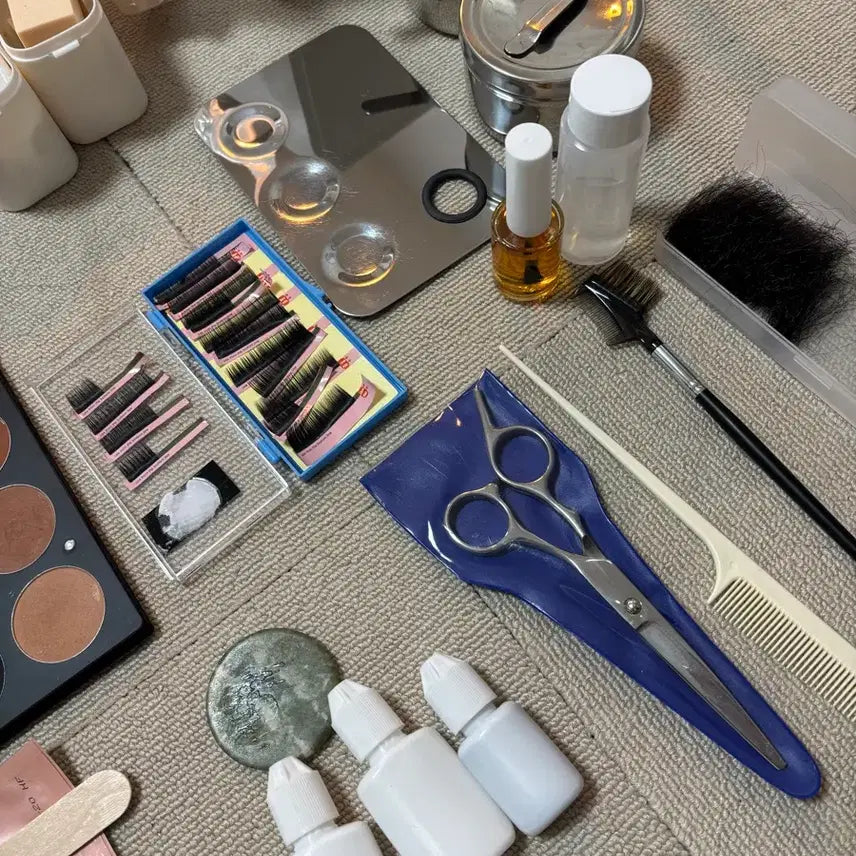 [BUNJANG] Makeup Practical Exam Materials / 메이크업 국가 실기재료 팝니다