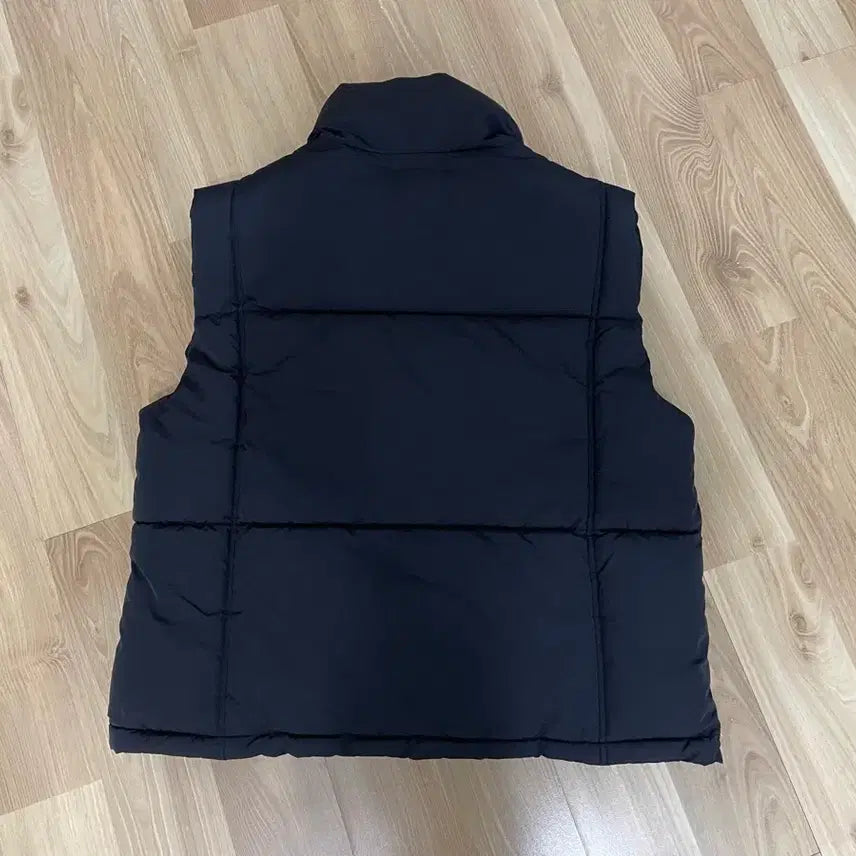[BUNJANG] NainSix Black Padded Vest / 나인식스 블랙 패딩조끼 F(55)