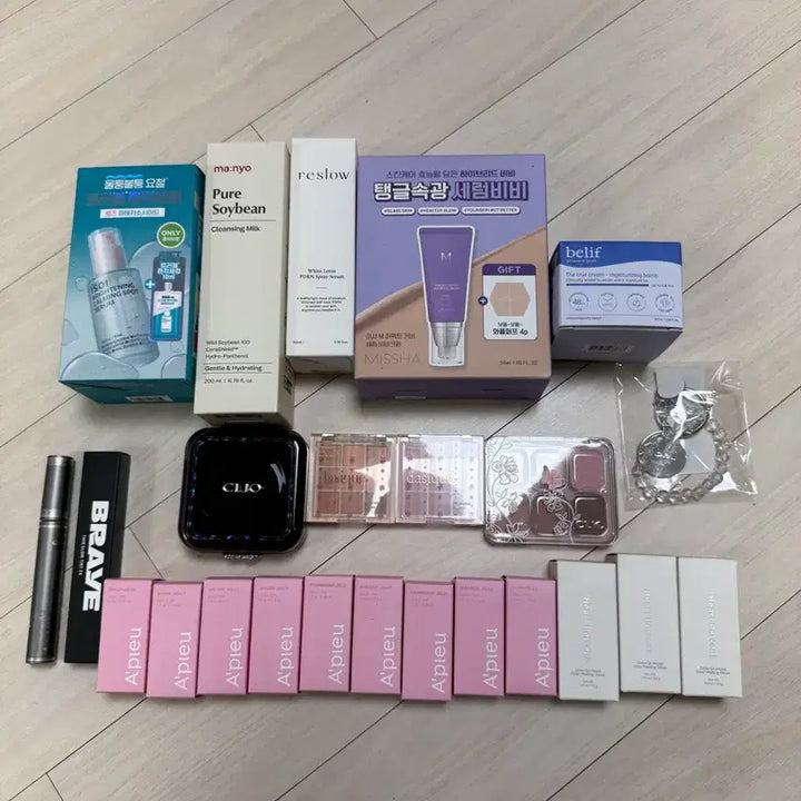 [BUNJANG] Various Brands Cosmetics Bundle Set / 미개봉새상품) 올영 신상 데이지크, 클리오, 아이소이, 하트퍼센트, 빌리