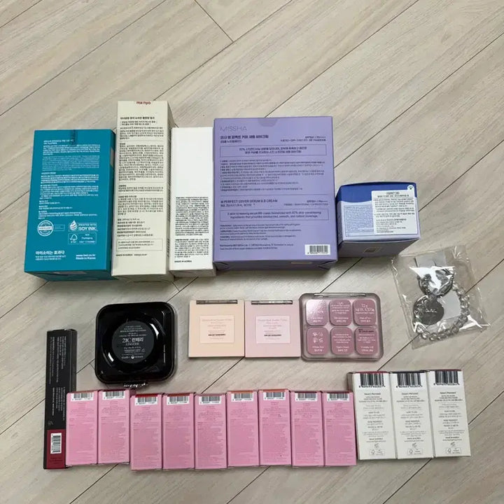 [BUNJANG] Various Brands Cosmetics Bundle Set / 미개봉새상품) 올영 신상 데이지크, 클리오, 아이소이, 하트퍼센트, 빌리