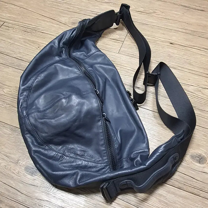 [BUNJANG] Mandarin Duck Leather Hobo Bag / 만다리나덕 가죽