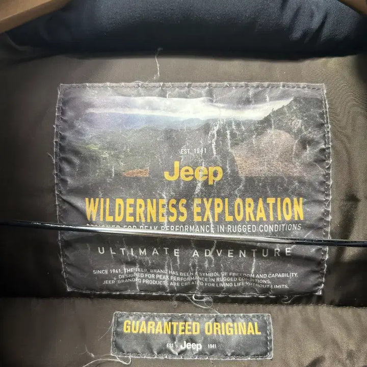 [BUNJANG] Jeep Black Hooded Padded Jumper (M) / JEEP 지프 후드 패딩 블랙 점퍼 M