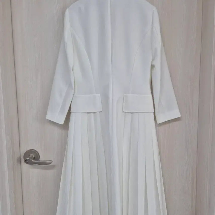 [BUNJANG] MojoSphin White Ceremony Dress / 모조에스핀 화이트 예복원피스