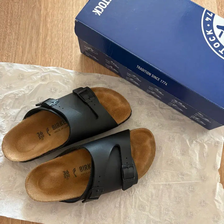 [SOLD OUT] 버켄스탁 취리히 가죽 36 내로우 230mm