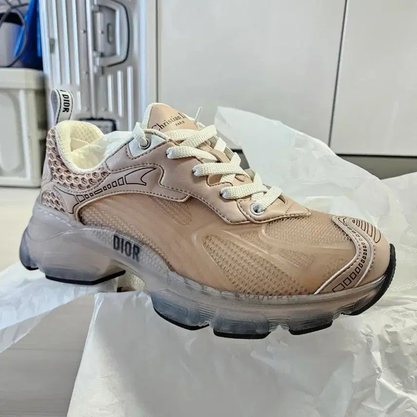 [BUNJANG] Dior Vibe Sneakers Nude 38.5 / 디올 바이브 스니커즈 누드 38.5