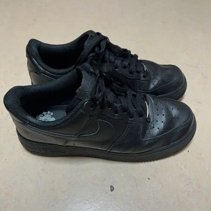 [BUNJANG] Nike Air Force Black Sneakers / 나이키 에어포스 블랙 270