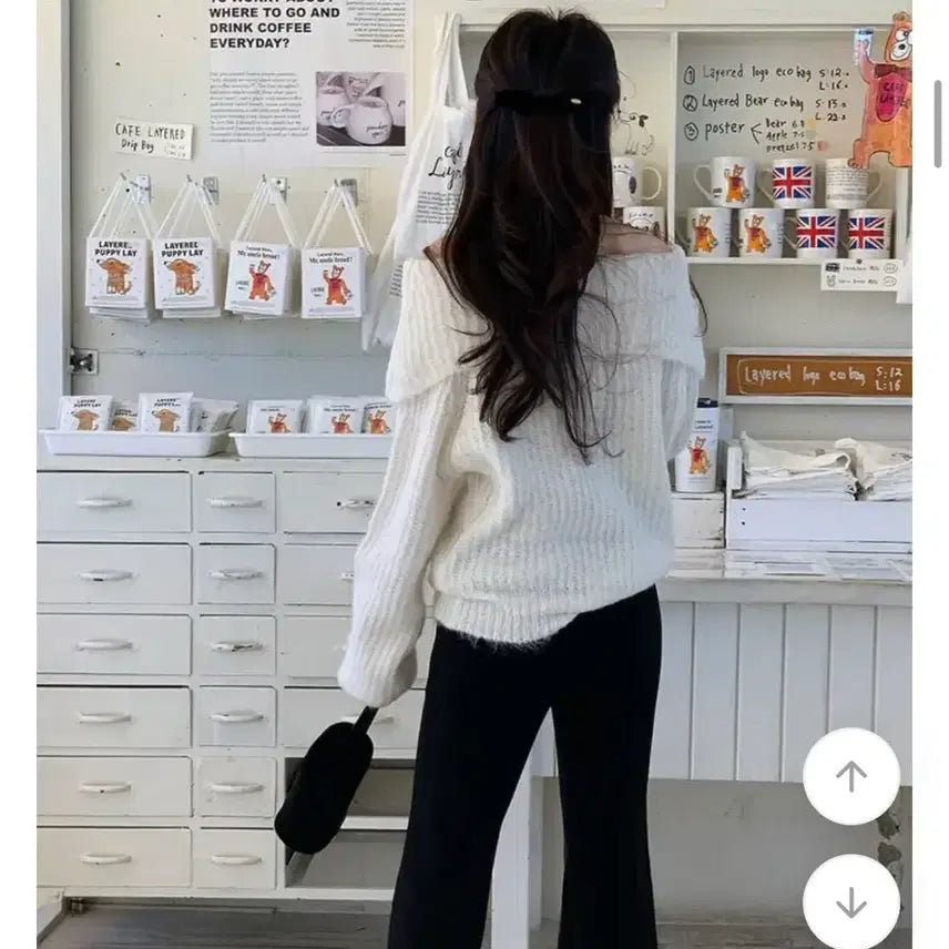 [BUNJANG] Off-shoulder Knit Ivory Top / 오프숄더 니트 아이보리 여리핏