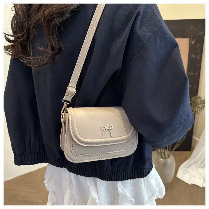 [BUNJANG] Ribbon Point Mini Crossbody Bag - Ivory / 리본 포인트 미니 크로스백 아이보리 여성가방