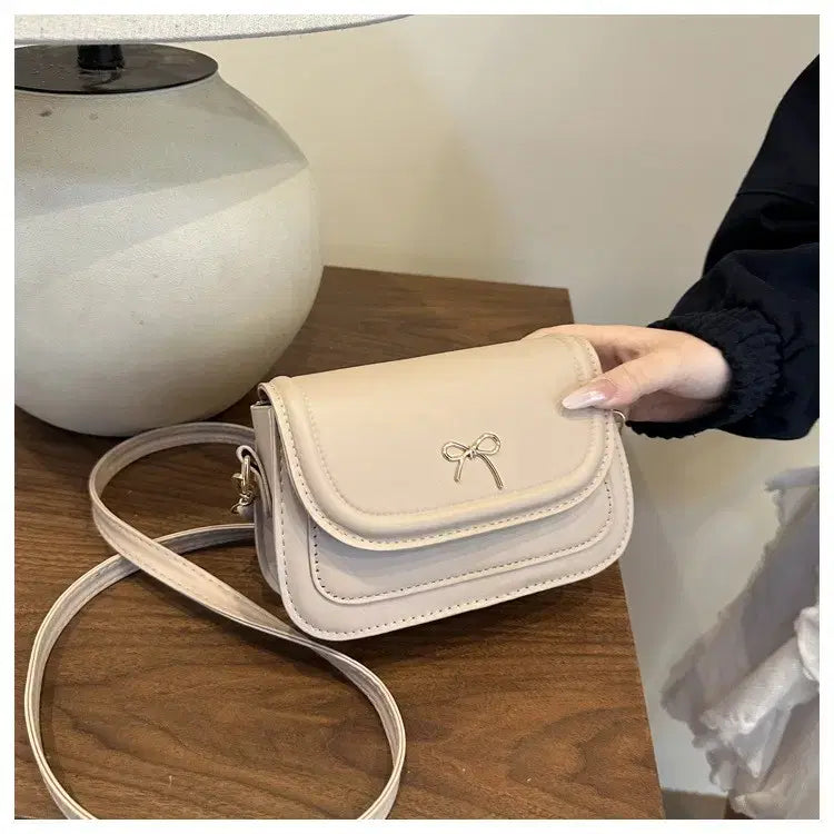 [BUNJANG] Ivory Ribbon Point Mini Crossbag / 리본 포인트 미니 크로스백 아이보리 여성가방