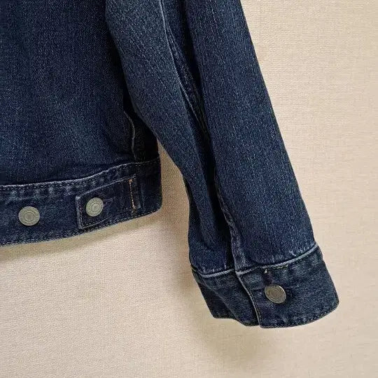 [BUNJANG] Uniqlo Denim Jacket / 유니클로. 스판청 데님 자켓